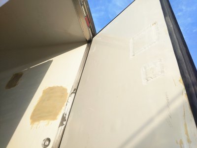 冷藏車的價格有區(qū)別，原來是在材料上動了手腳